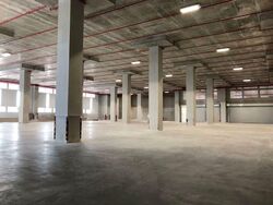 Gul Circle (D22), Warehouse #565259661